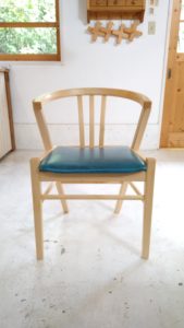 MG dining chair